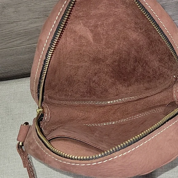 Portland Leather Round Brown Leather Crossbody Shoulder Bag - Picture 8 of 12